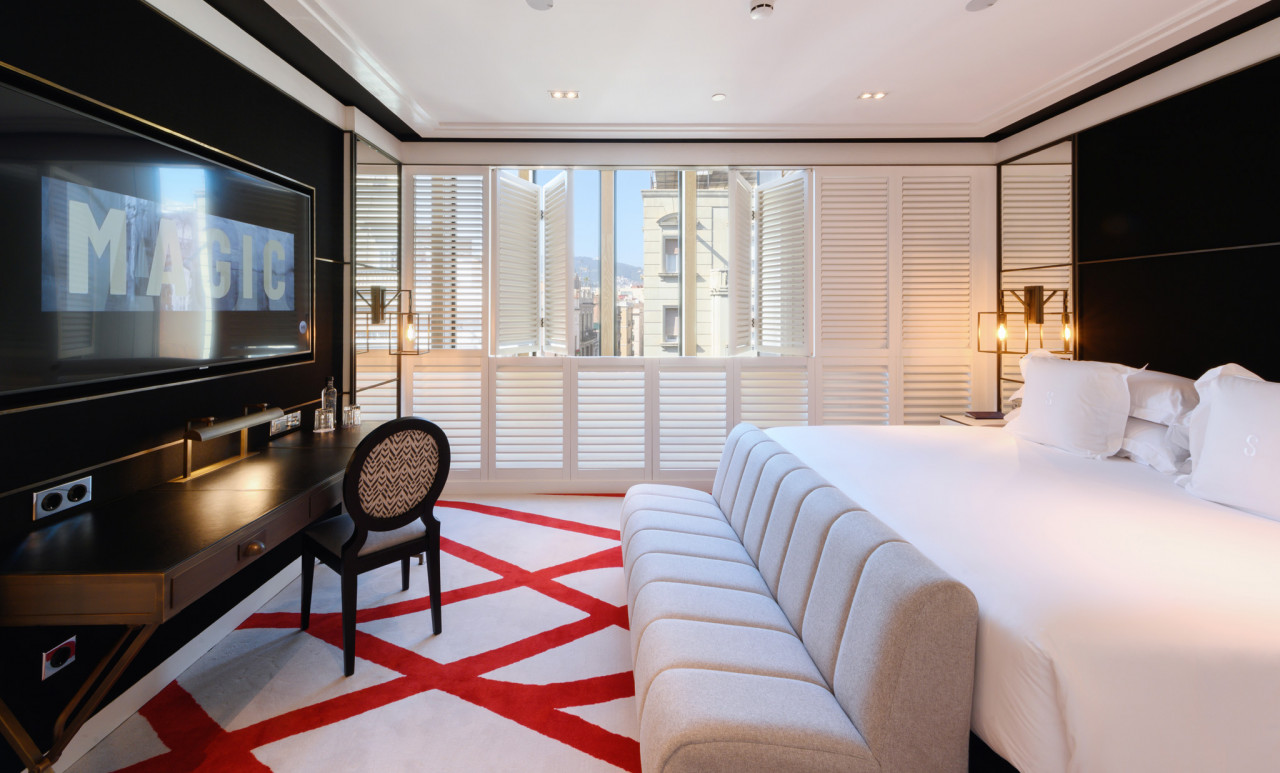 Double rooms and duplex suites Seventy Barcelona